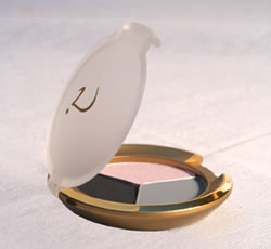 Jane Iredale Pressed Eyeshadow<BR><B>Dahbe Makeup Parlour, 253-0279</B>