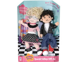 This special edition gift set makes the perfect present for the child with an endless imagination. The collectible Groovy Girls theme sets add a little fun to every child